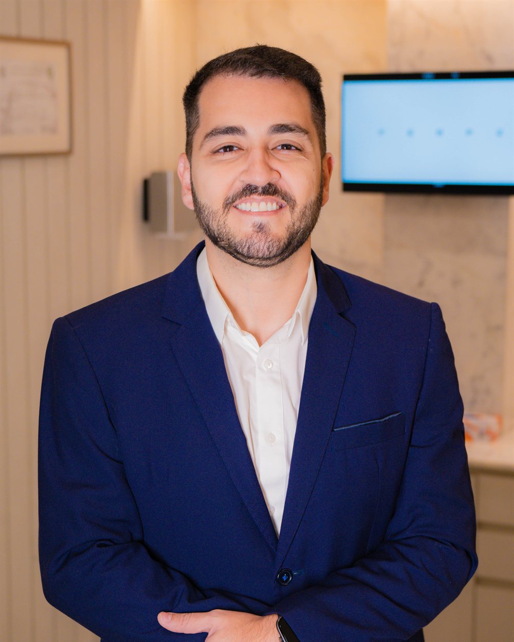 Dr. Vinicius Zangarini, oftalmologista especialista em retina e vítreo